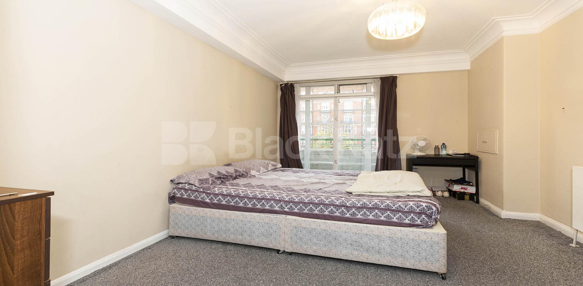 			3 Bedroom, 2 bath, 1 reception Flat			 Dorset House, Gloucester Place , Baker Street